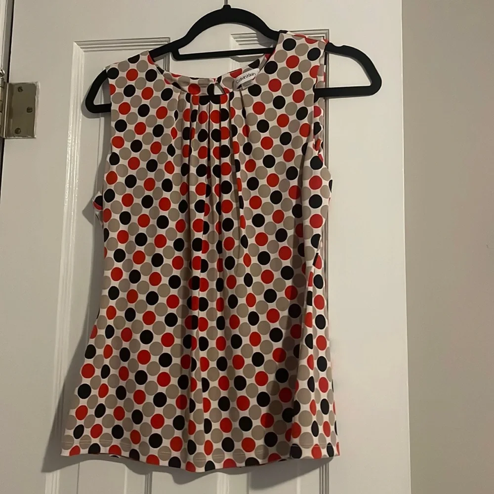 Calvin Klein Shell - Picture 1 of 3
